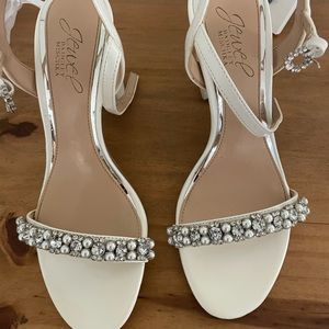 Badgley mischka wedding shoes